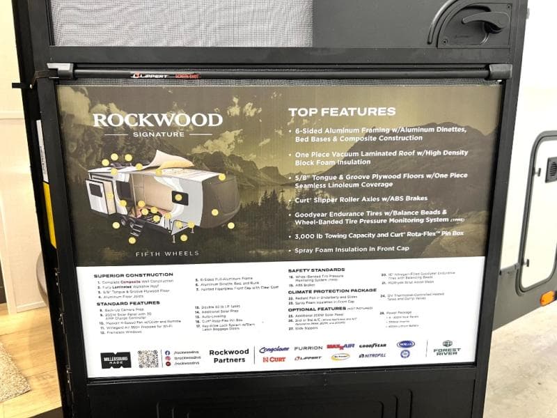 2026 Forest River 2026 Forest River Rockwood Signature - thumbnail 11
