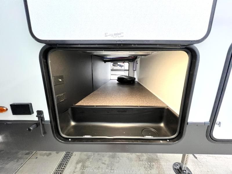 2026 Forest River 2026 Forest River Rockwood Signature - thumbnail 12