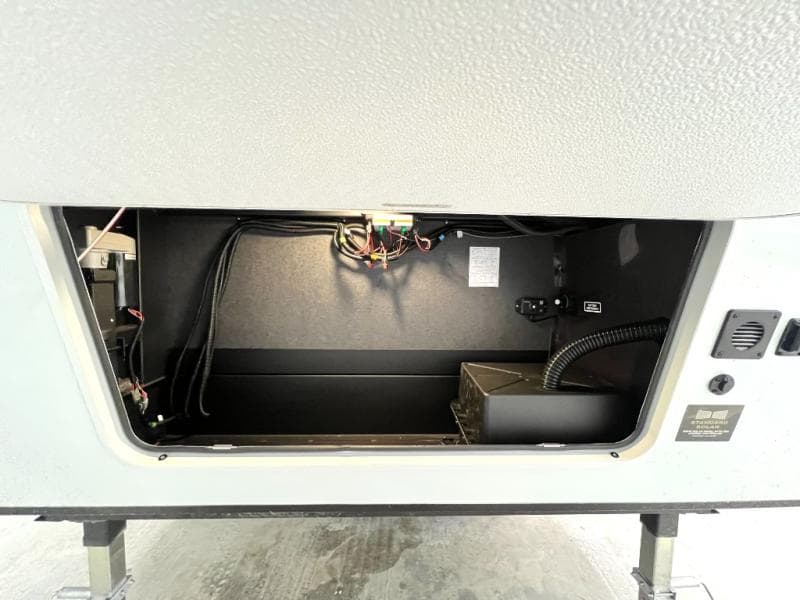 2026 Forest River 2026 Forest River Rockwood Signature - thumbnail 13