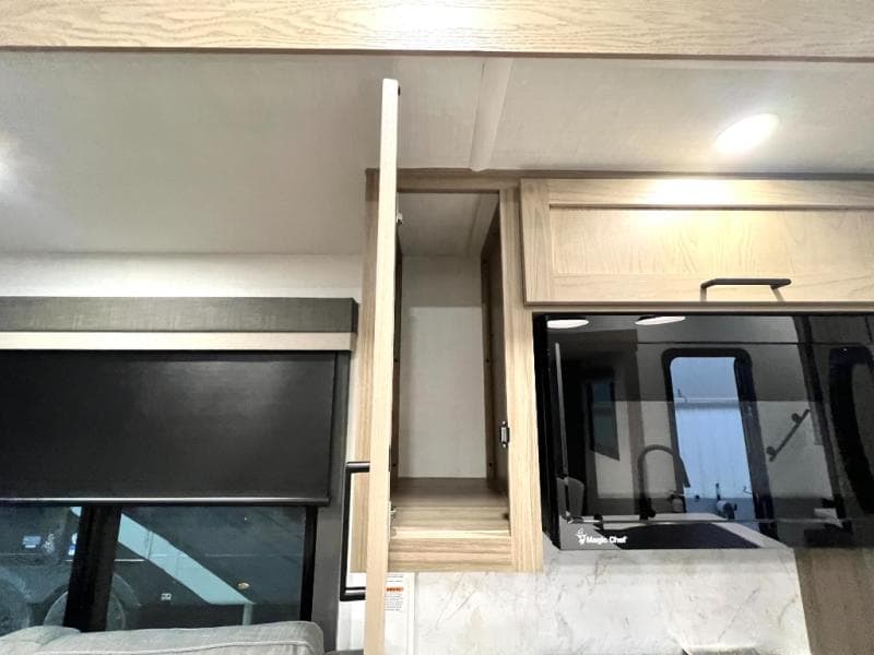 2026 Forest River 2026 Forest River Rockwood Signature - thumbnail 28