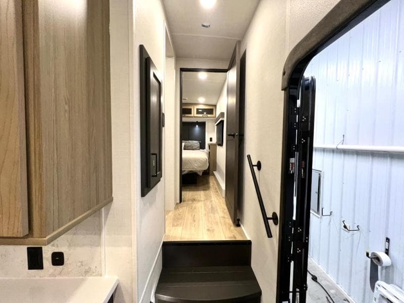 2026 Forest River 2026 Forest River Rockwood Signature - thumbnail 34