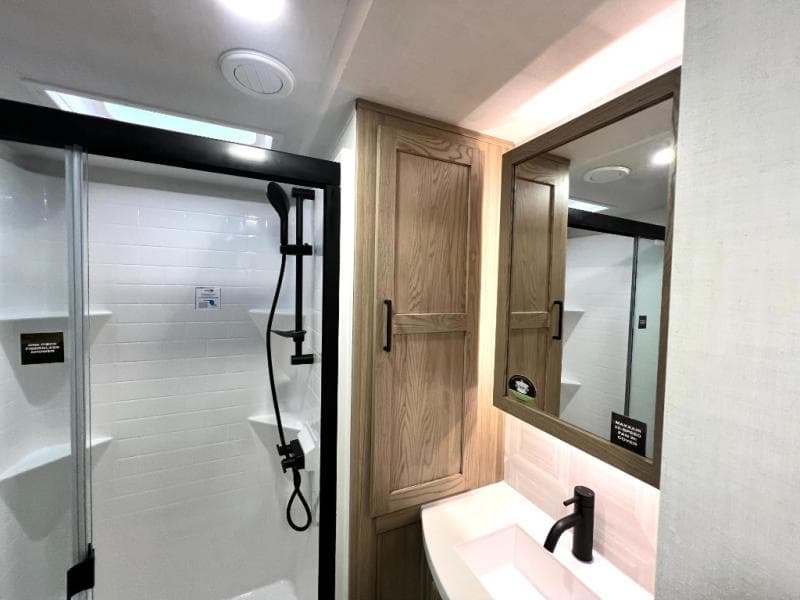 2026 Forest River 2026 Forest River Rockwood Signature - thumbnail 35