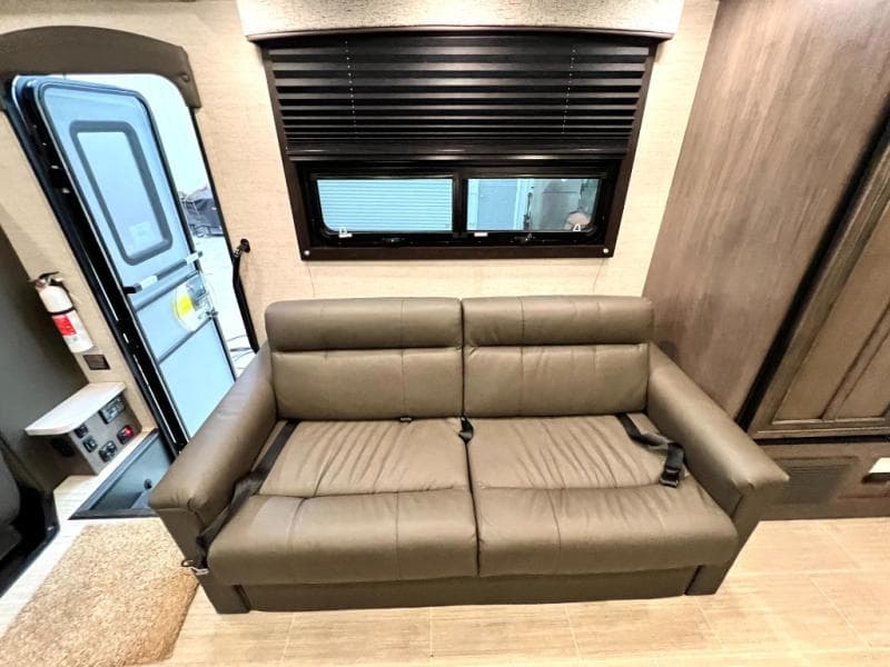 2023 Entegra Coach 2023 Entegra Coach Odyssey - thumbnail 22
