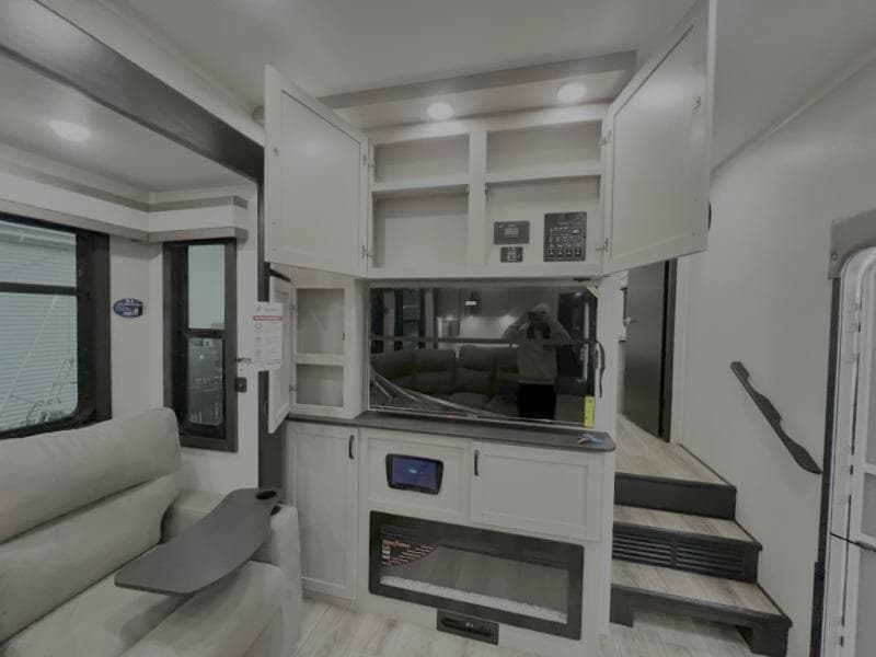 2026 Jayco 2026 Jayco Seismic Toy Hauler - thumbnail 22