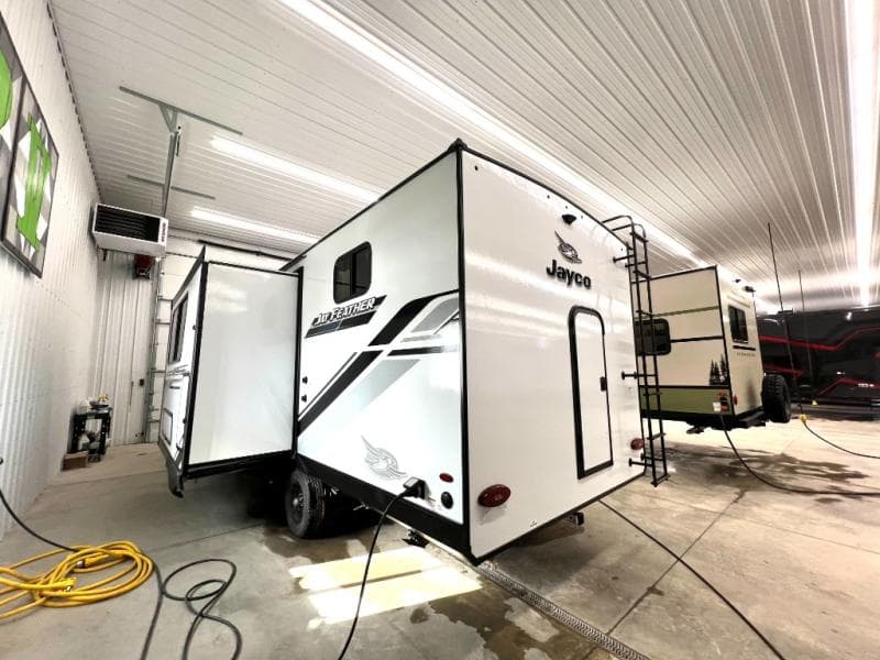 2026 Jayco 2026 Jayco Jay Feather - thumbnail 5