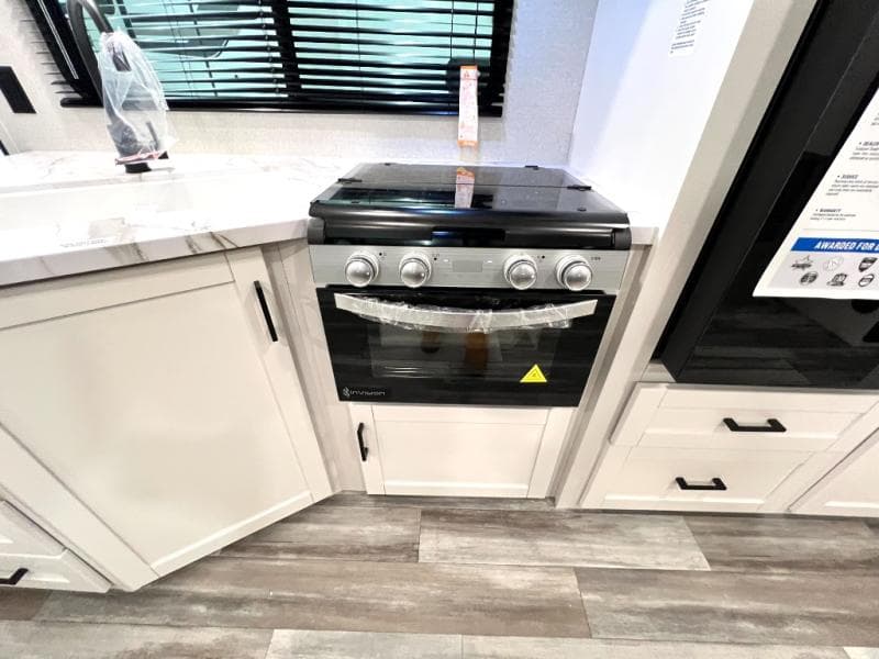 2026 Jayco 2026 Jayco Jay Flight SLX - thumbnail 27