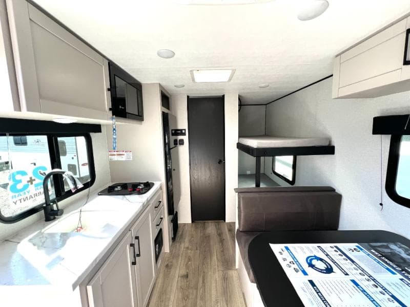 2026 Jayco 2026 Jayco Jay Feather Air Sl - thumbnail 17