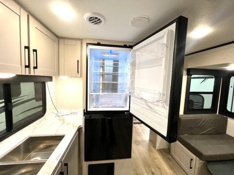 2026 Jayco 2026 Jayco Jay Feather - thumbnail 27