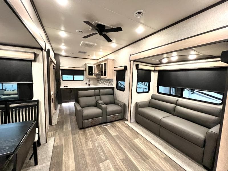 2024 CrossRoads 2024 CrossRoads Cameo - thumbnail 15