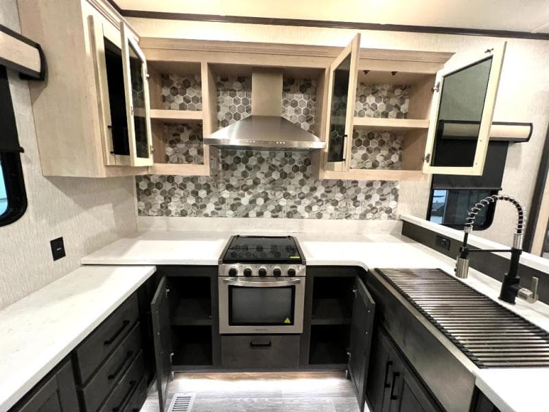 2024 CrossRoads 2024 CrossRoads Cameo - thumbnail 25