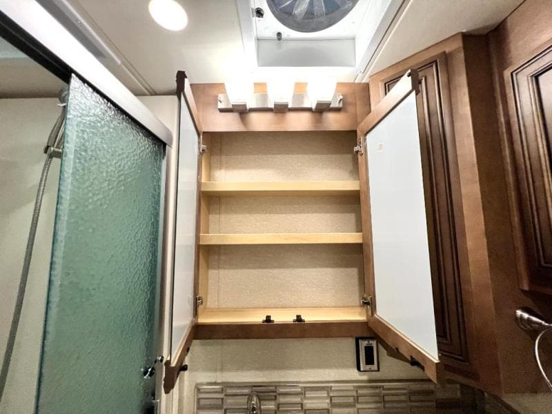 2020 NEWMAR 2020 NEWMAR Canyon Star - thumbnail 43