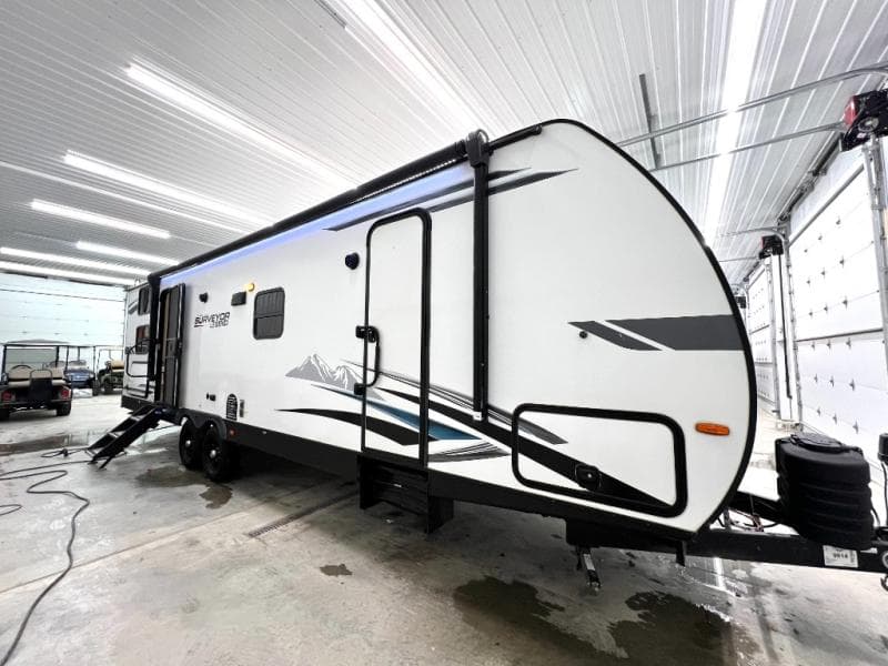 2022 Forest River 2022 Forest River Surveyor - thumbnail 3