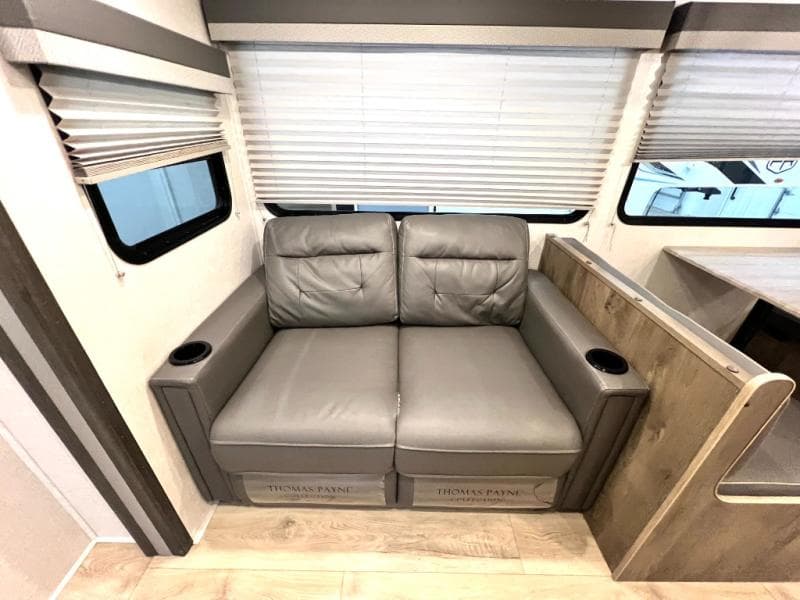 2022 Forest River 2022 Forest River Surveyor - thumbnail 15