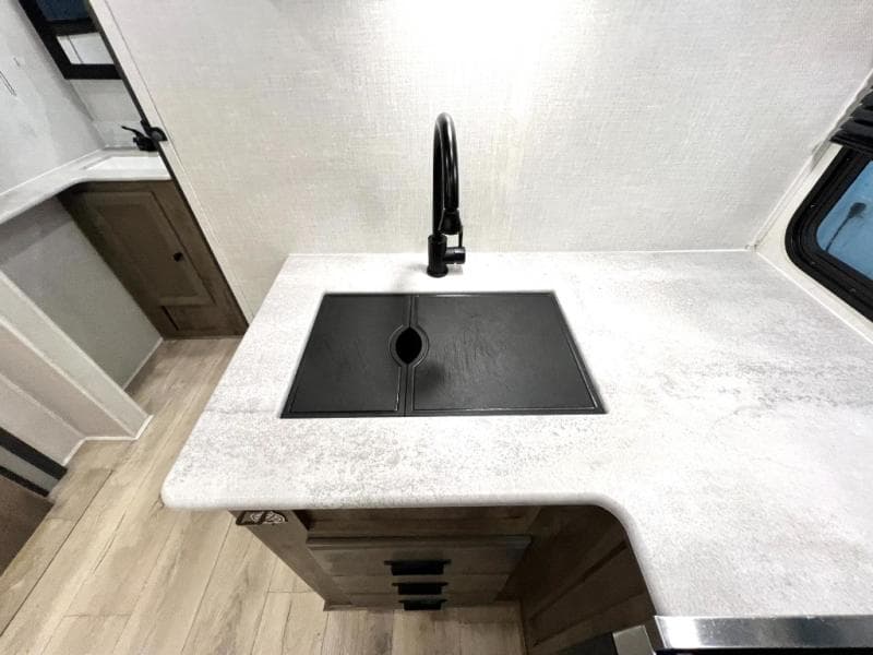 2022 Forest River 2022 Forest River Surveyor - thumbnail 21