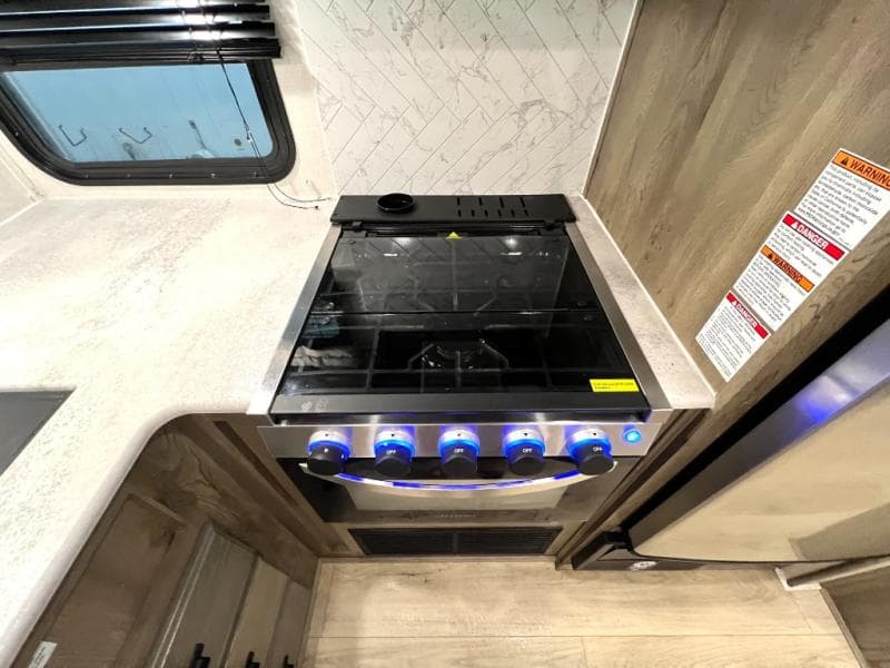 2022 Forest River 2022 Forest River Surveyor - thumbnail 23