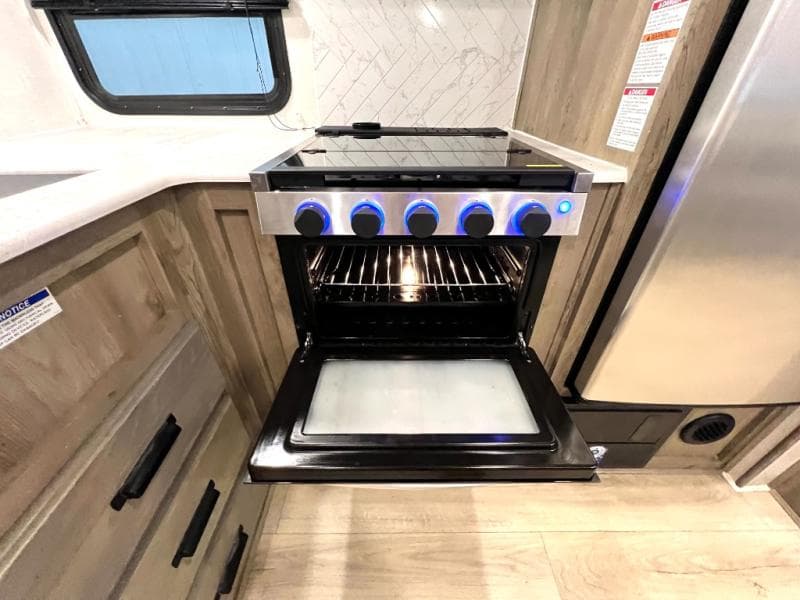 2022 Forest River 2022 Forest River Surveyor - thumbnail 25