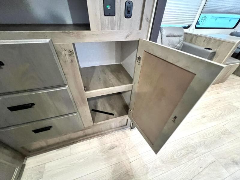 2022 Forest River 2022 Forest River Surveyor - thumbnail 42