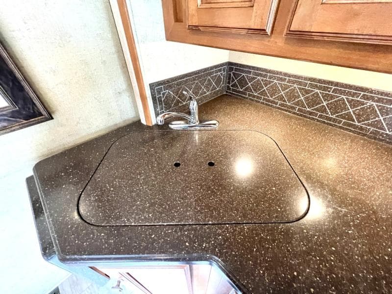 2013 Winnebago 2013 Winnebago Sightseer - thumbnail 24