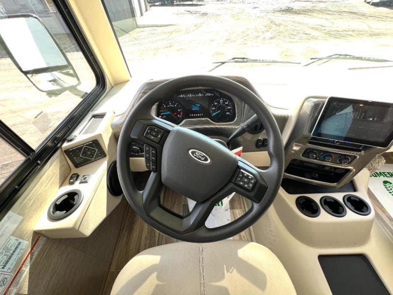 2022 Thor Motor Coach 2022 Thor Motor Coach Resonate - thumbnail 5