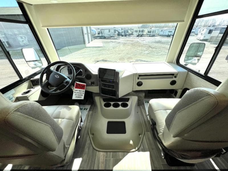 2022 Thor Motor Coach 2022 Thor Motor Coach Resonate - thumbnail 6