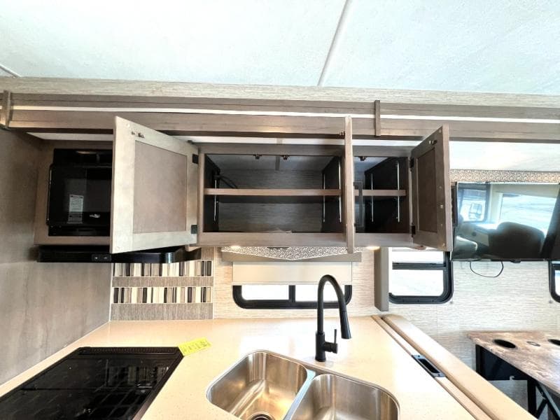 2022 Thor Motor Coach 2022 Thor Motor Coach Resonate - thumbnail 15