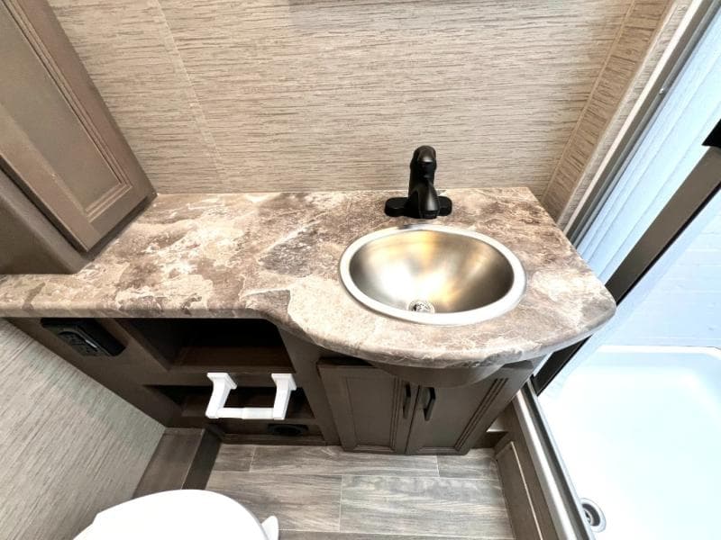 2022 Thor Motor Coach 2022 Thor Motor Coach Resonate - thumbnail 26