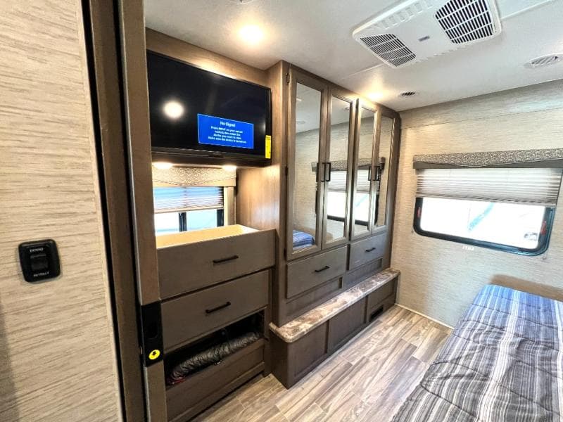 2022 Thor Motor Coach 2022 Thor Motor Coach Resonate - thumbnail 35