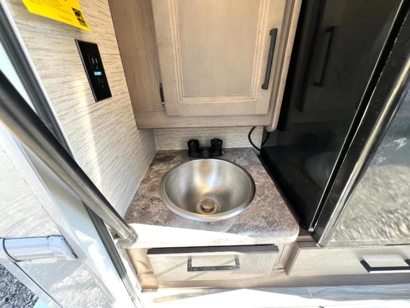 2022 Thor Motor Coach 2022 Thor Motor Coach Resonate - thumbnail 53