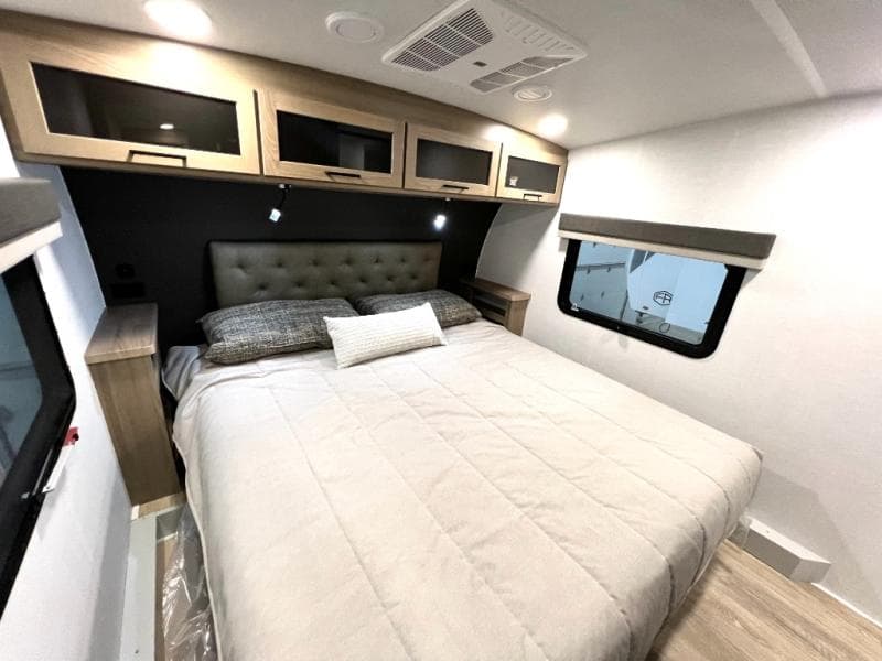 2026 Forest River 2026 Forest River Rockwood Signature - thumbnail 42