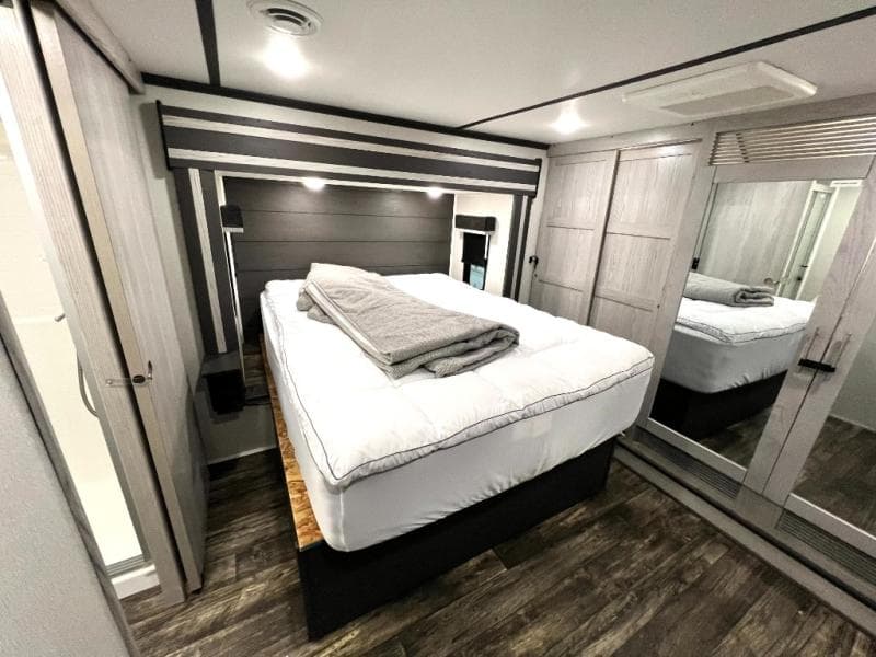 2021 Keystone 2021 Keystone Fuzion - thumbnail 36