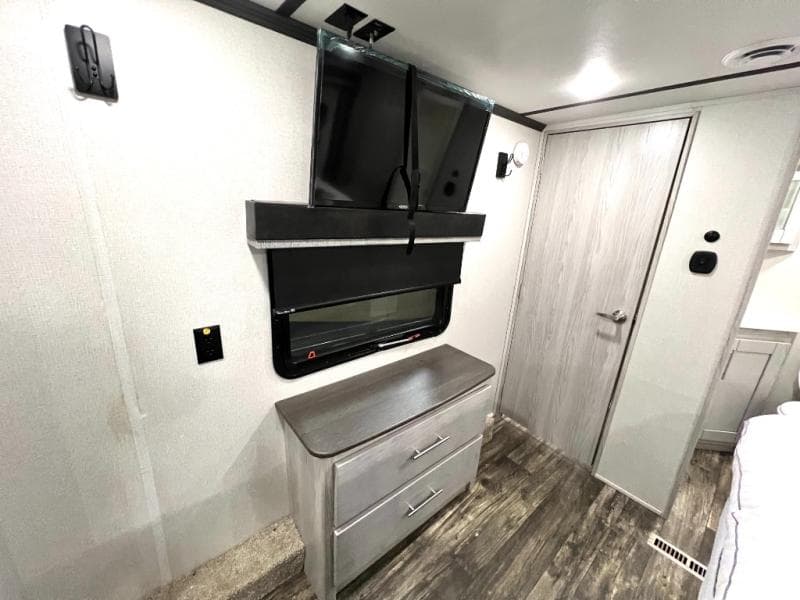 2021 Keystone 2021 Keystone Fuzion - thumbnail 40