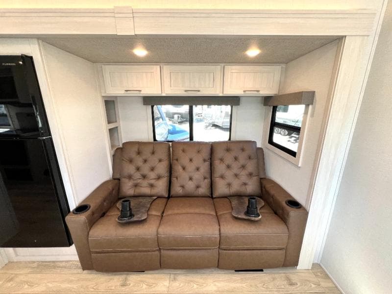 2026 Forest River 2026 Forest River Surveyor Legend - thumbnail 21