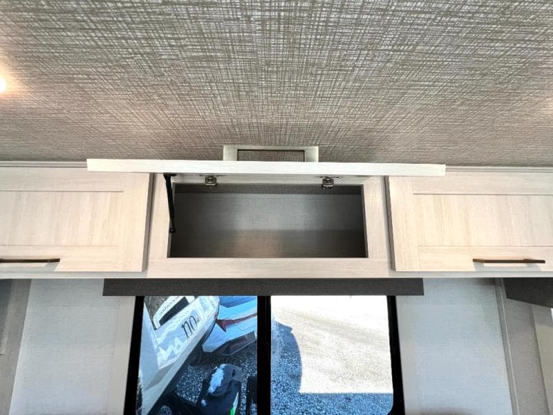 2026 Forest River 2026 Forest River Surveyor Legend - thumbnail 23