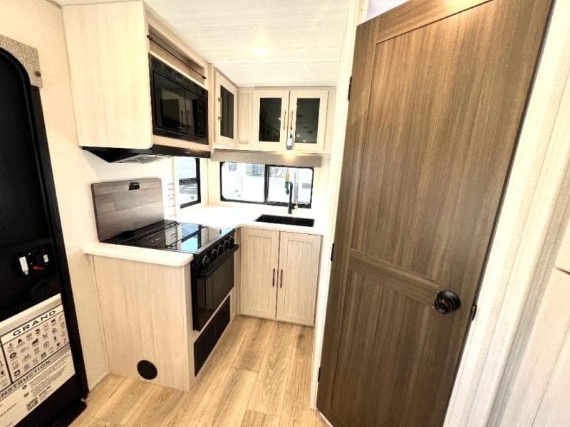 2026 Forest River 2026 Forest River Surveyor Legend - thumbnail 26