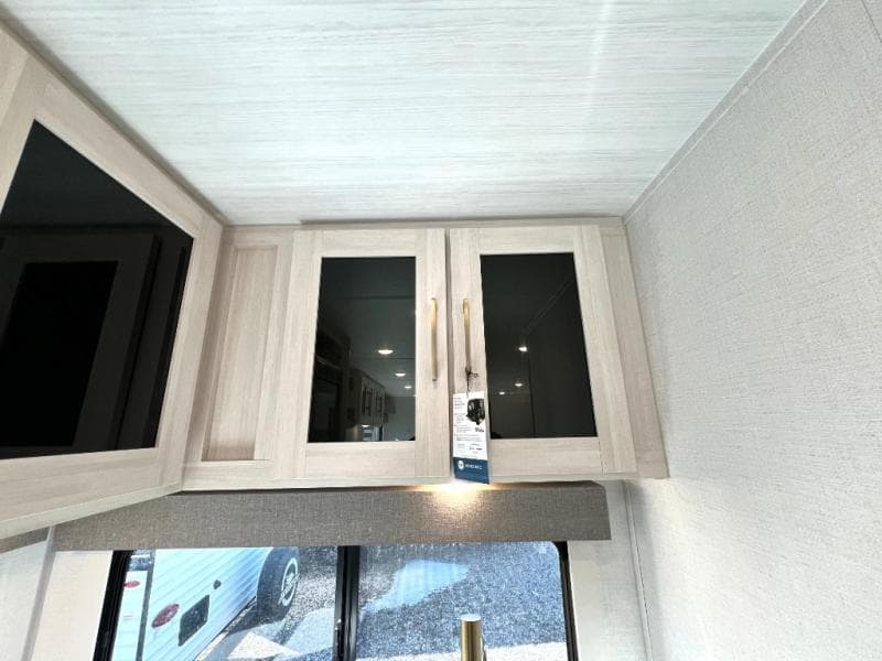 2026 Forest River 2026 Forest River Surveyor Legend - thumbnail 28