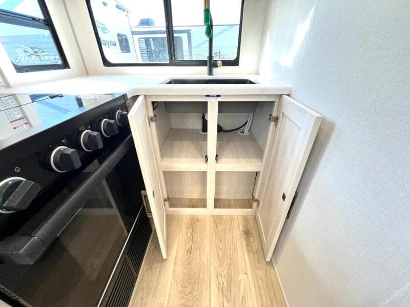 2026 Forest River 2026 Forest River Surveyor Legend - thumbnail 31