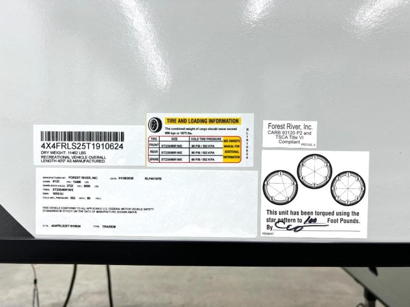 2026 Forest River 2026 Forest River Rockwood Signature - thumbnail 9