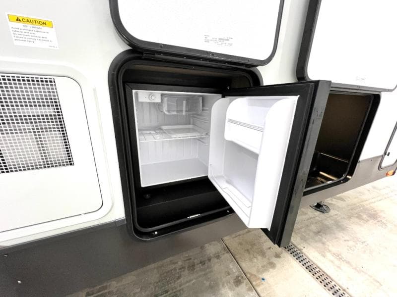 2026 Forest River 2026 Forest River Rockwood Signature - thumbnail 12