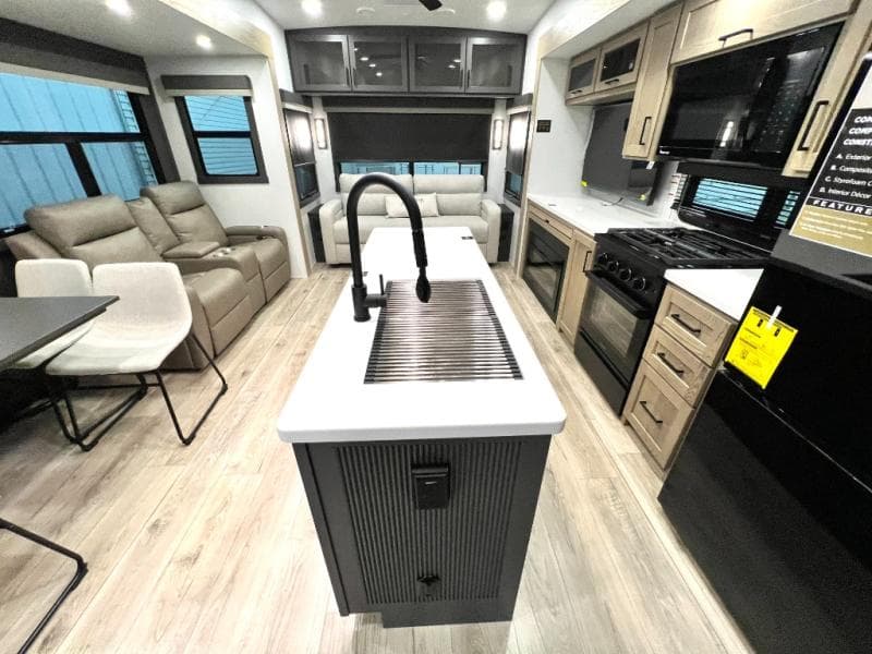 2026 Forest River 2026 Forest River Rockwood Signature - thumbnail 16