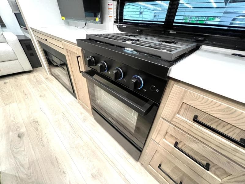 2026 Forest River 2026 Forest River Rockwood Signature - thumbnail 28