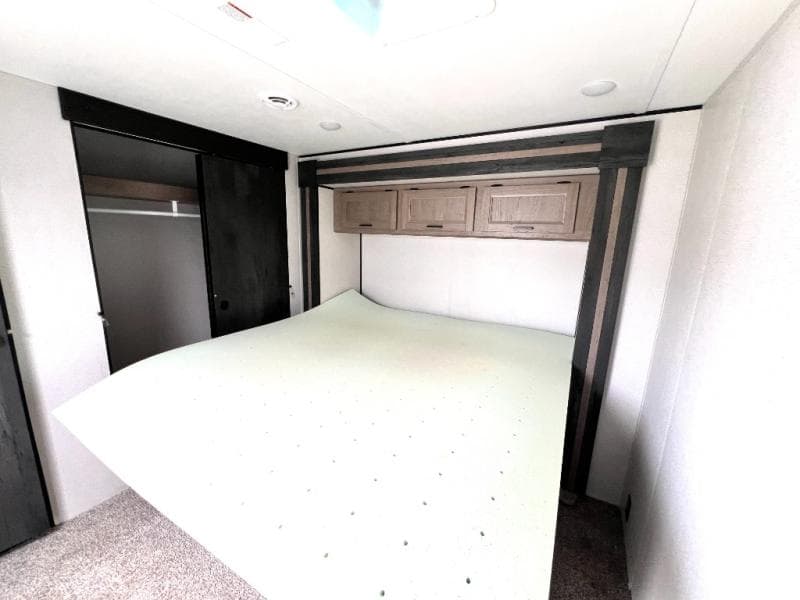 2022 Keystone 2022 Keystone KZ RV Hideout - thumbnail 32