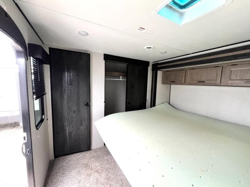 2022 Keystone 2022 Keystone KZ RV Hideout - thumbnail 33