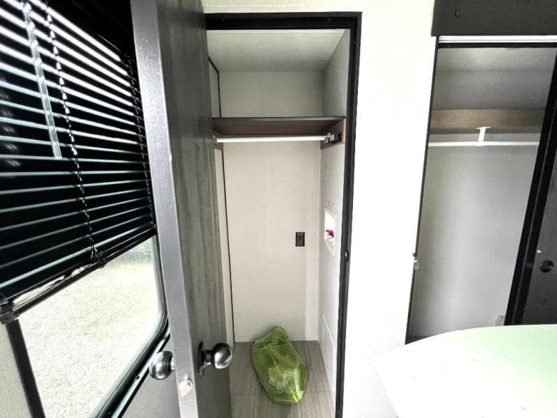 2022 Keystone 2022 Keystone KZ RV Hideout - thumbnail 34