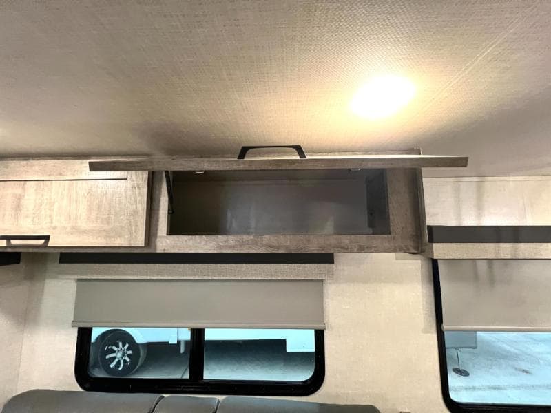 2023 Forest River 2023 Forest River Surveyor - thumbnail 8