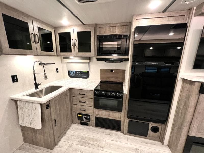 2023 Forest River 2023 Forest River Surveyor - thumbnail 10