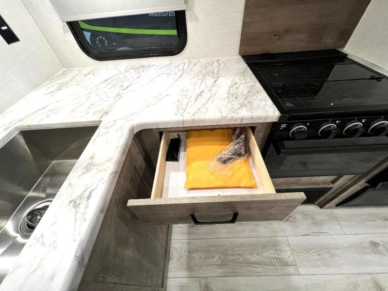 2023 Forest River 2023 Forest River Surveyor - thumbnail 15