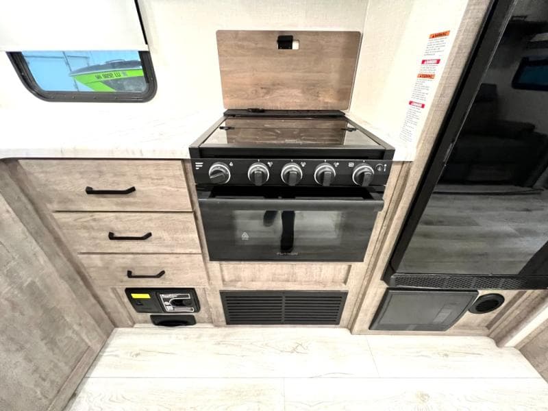 2023 Forest River 2023 Forest River Surveyor - thumbnail 18