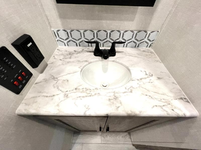 2023 Forest River 2023 Forest River Surveyor - thumbnail 35