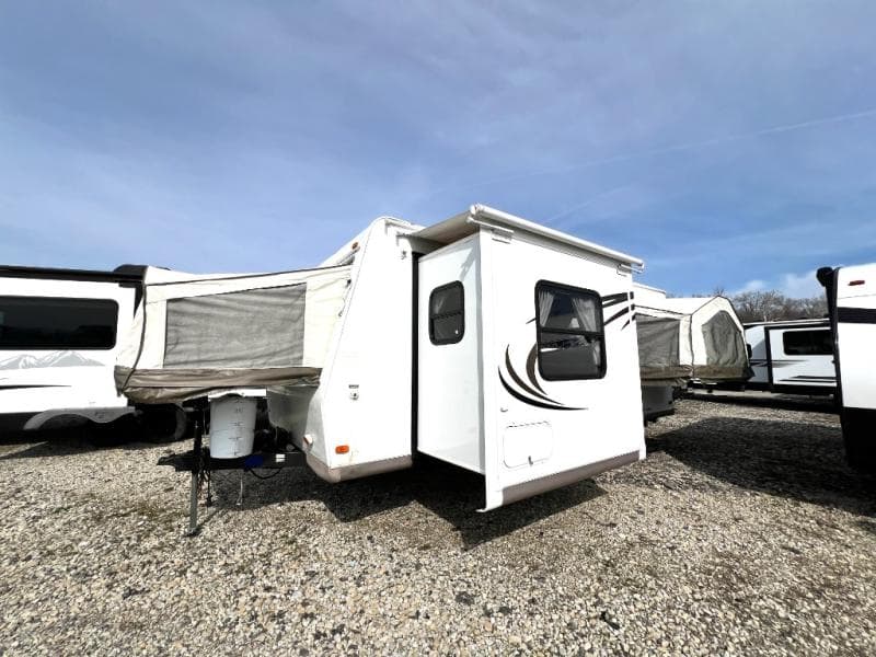 2011 Forest River 2011 Forest River ROCKWOOD ROO - thumbnail 4