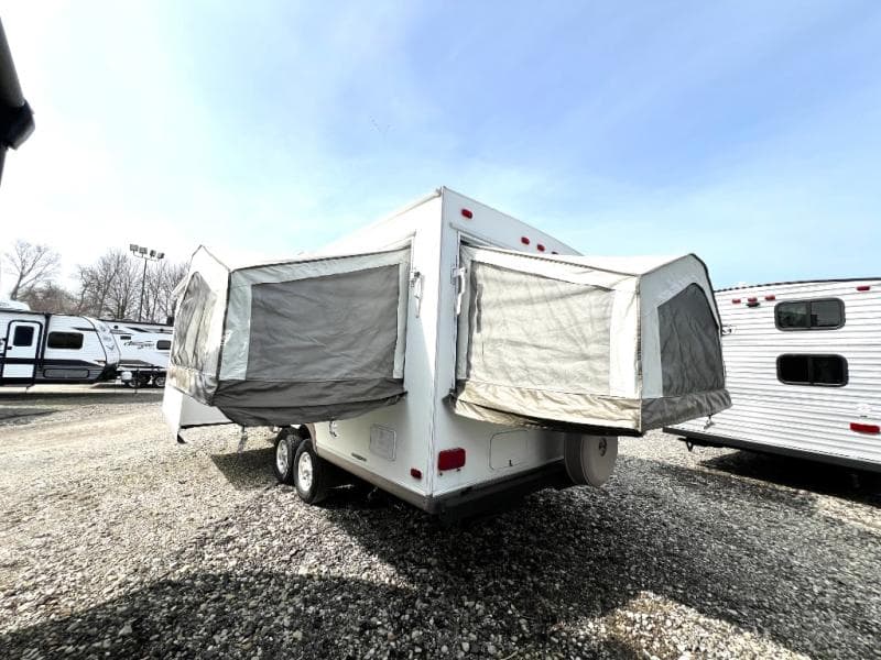 2011 Forest River 2011 Forest River ROCKWOOD ROO - thumbnail 6